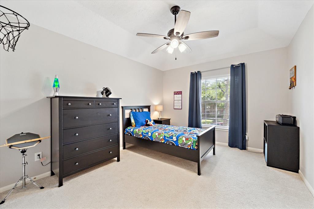 2603 Pinebend Drive, Pearland, Texas image 28