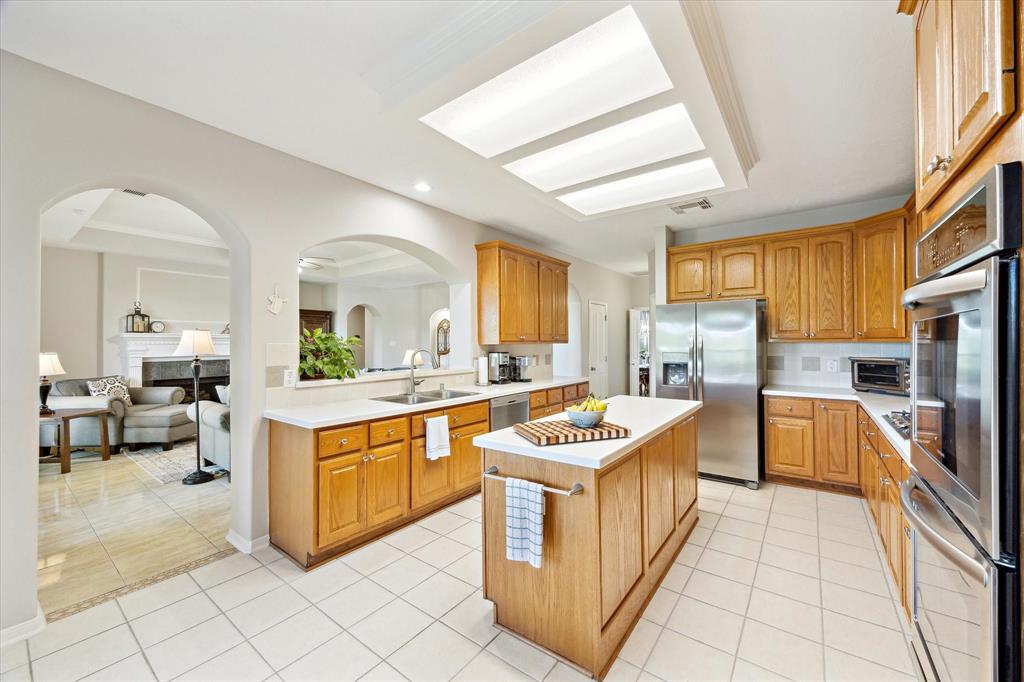 2603 Pinebend Drive, Pearland, Texas image 12