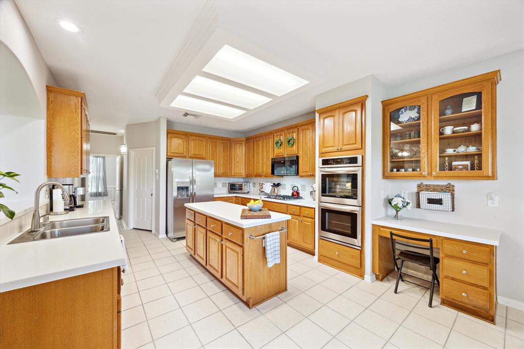 2603 Pinebend Drive, Pearland, Texas image 11