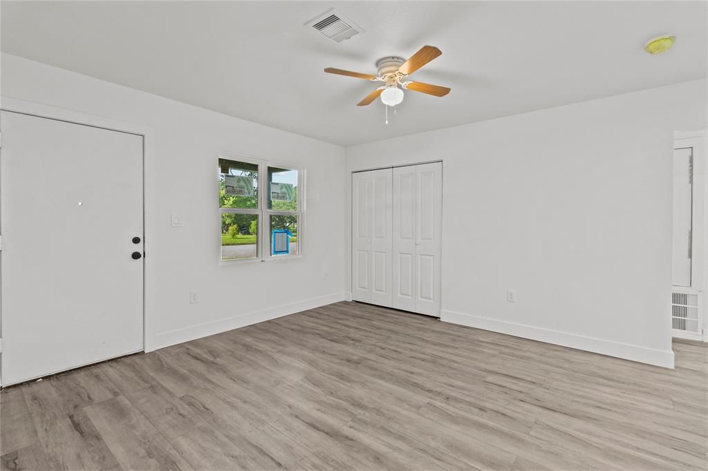 805 19th Avenue, Texas City, Texas image 3