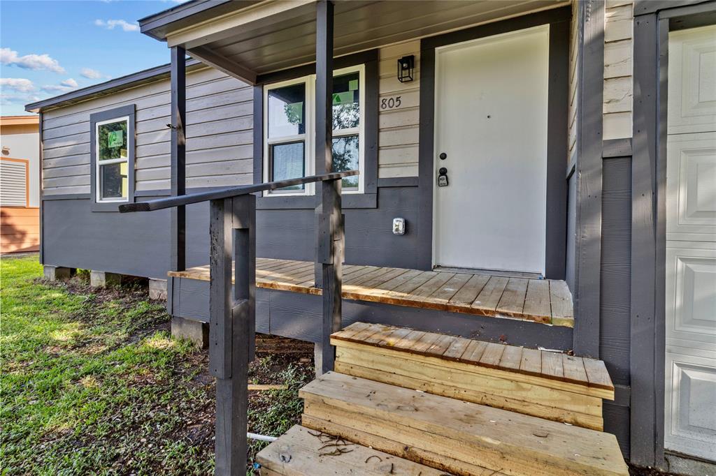 805 19th Avenue, Texas City, Texas image 2