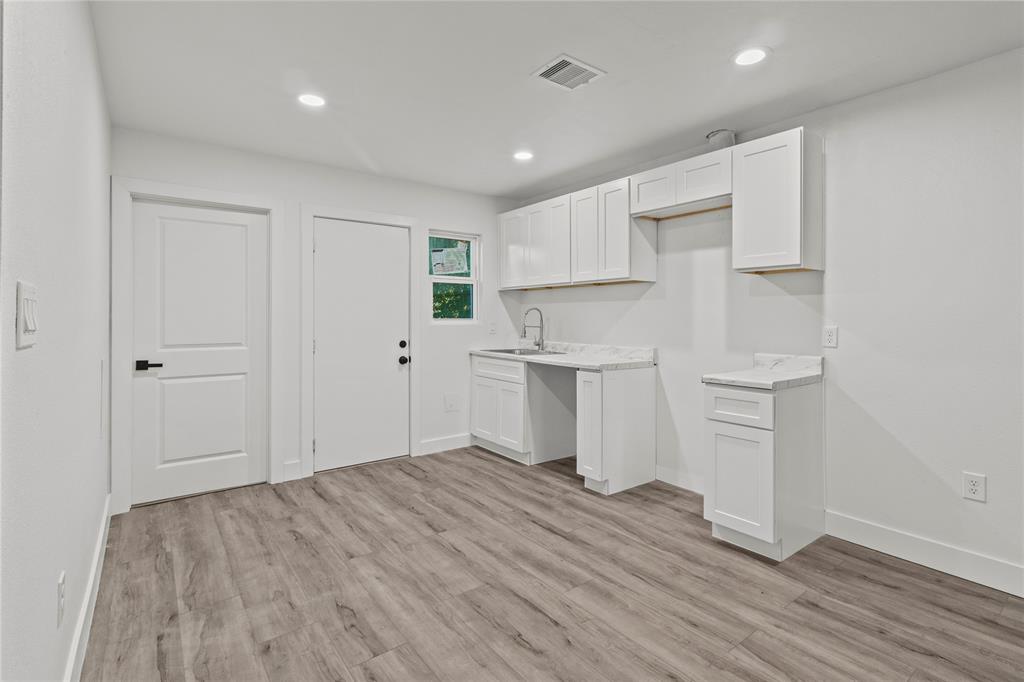 805 19th Avenue, Texas City, Texas image 4