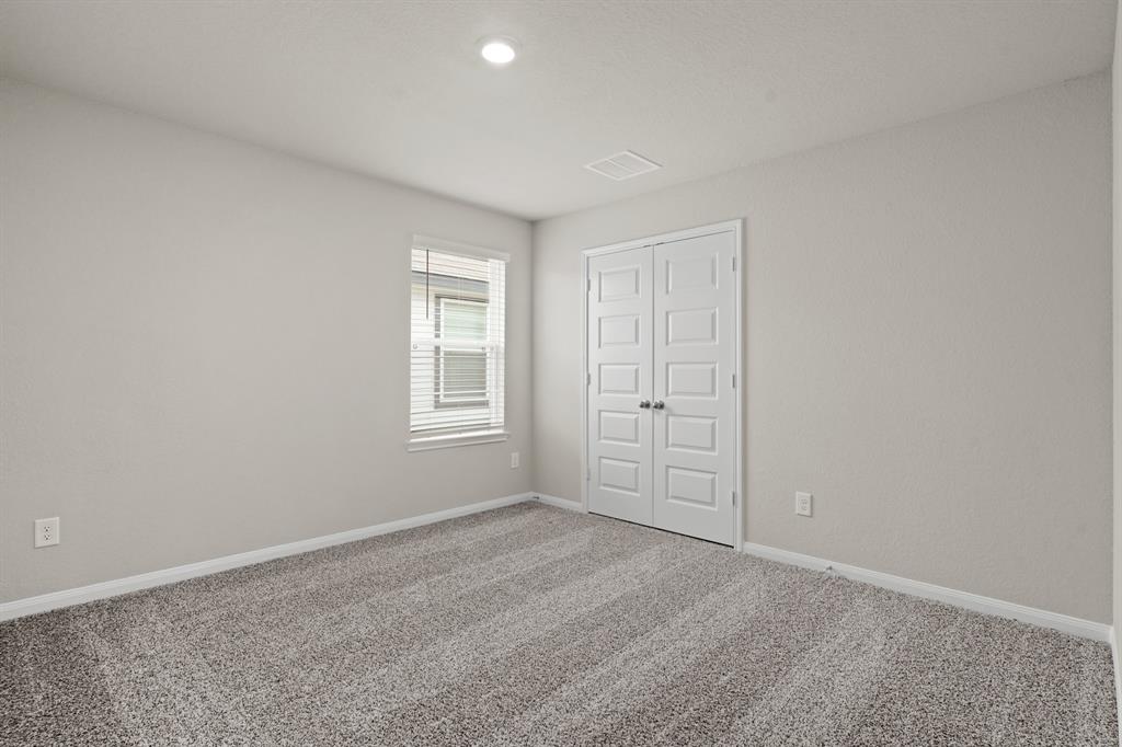 2331 East Chunk Drive, Conroe, Texas image 13