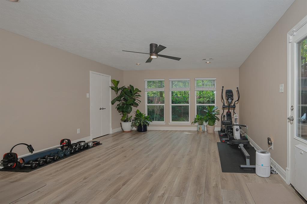 16 W Lance Leaf Road, The Woodlands, Texas image 6