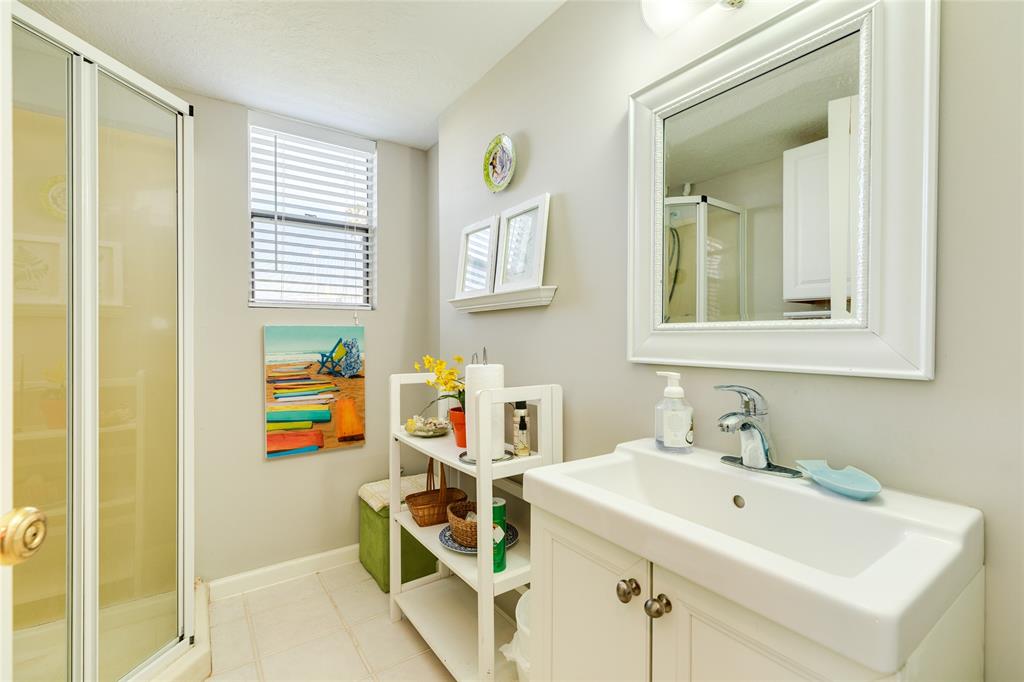 22218 Matagorda Drive, Galveston, Texas image 38