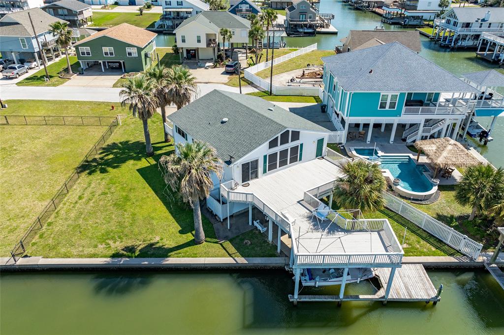 22218 Matagorda Drive, Galveston, Texas image 3