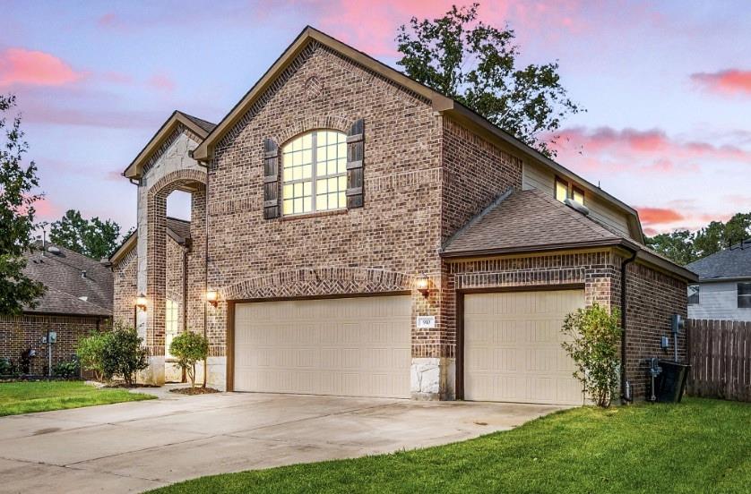 910 S Chamfer Way, Crosby, Texas image 1