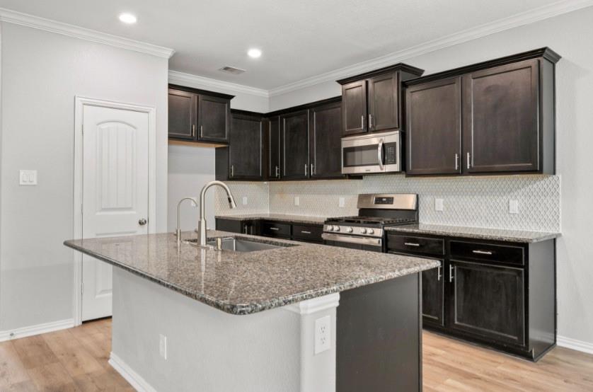910 S Chamfer Way, Crosby, Texas image 14