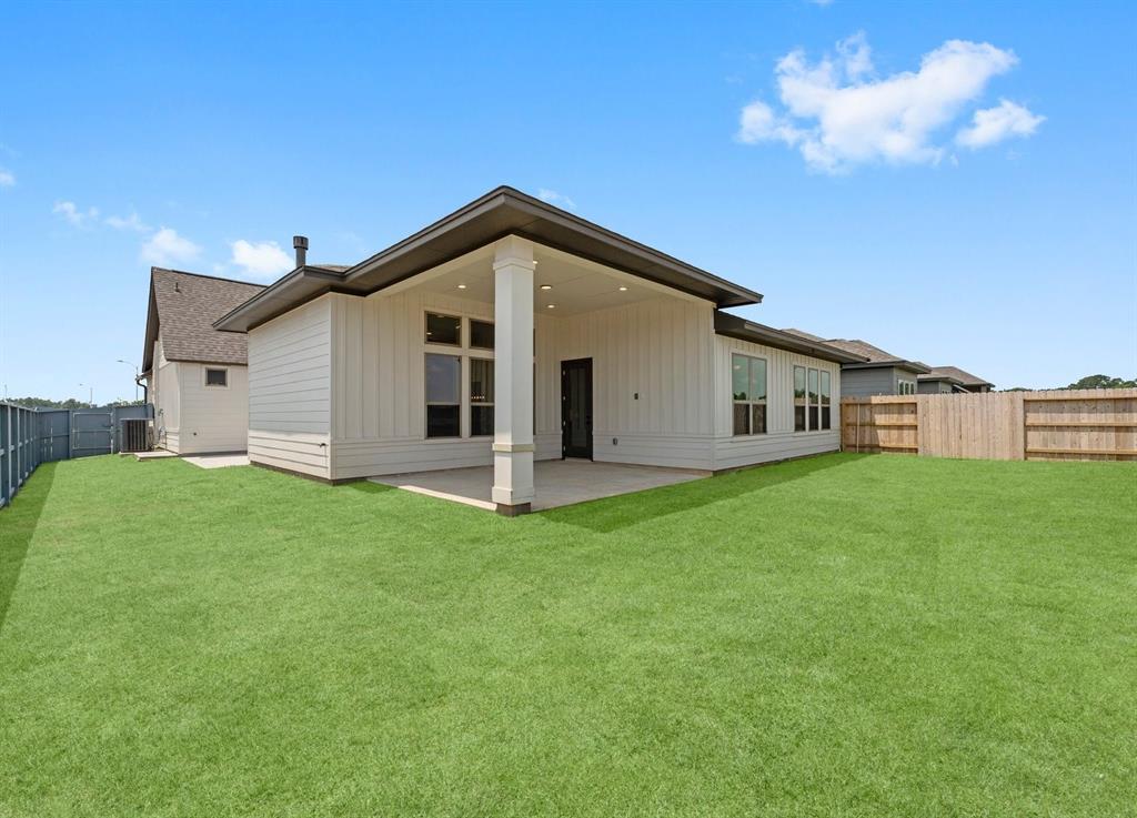 32502 Ebony Jewelwing Court, Fulshear, Texas image 20