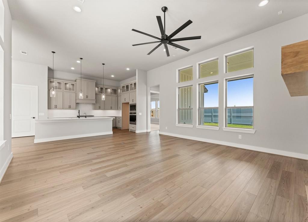 32502 Ebony Jewelwing Court, Fulshear, Texas image 10
