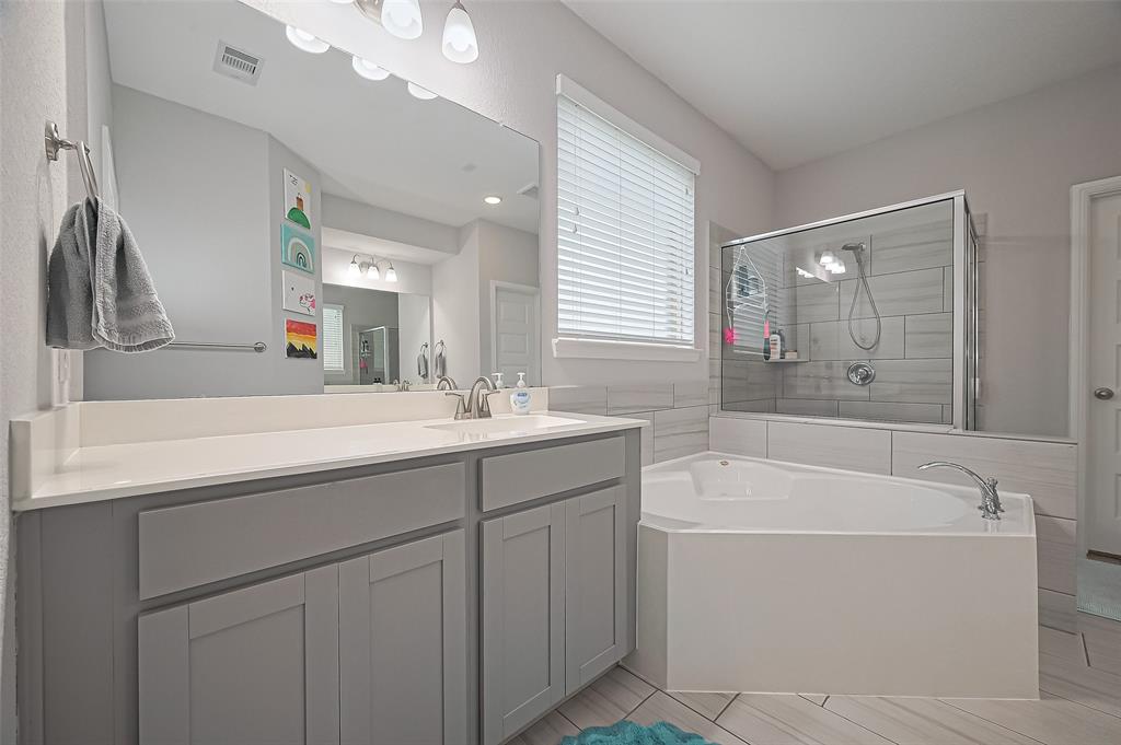 11838 Apple Harvest Lane, Cypress, Texas image 34
