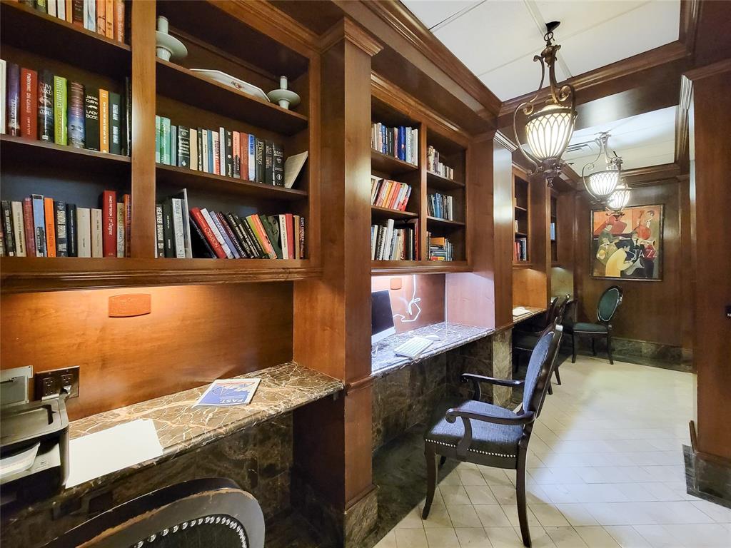 3525 Sage Road #811, Houston, Texas image 26