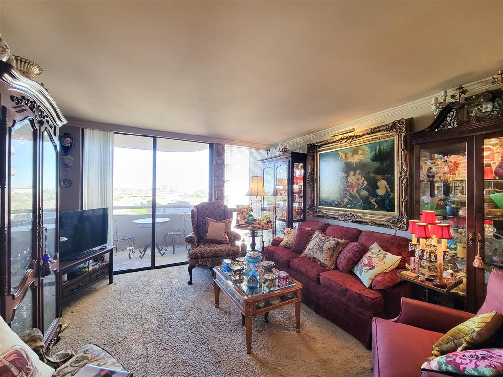 3525 Sage Road 811