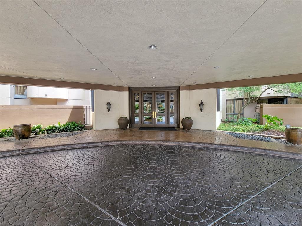 3525 Sage Road #811, Houston, Texas image 39