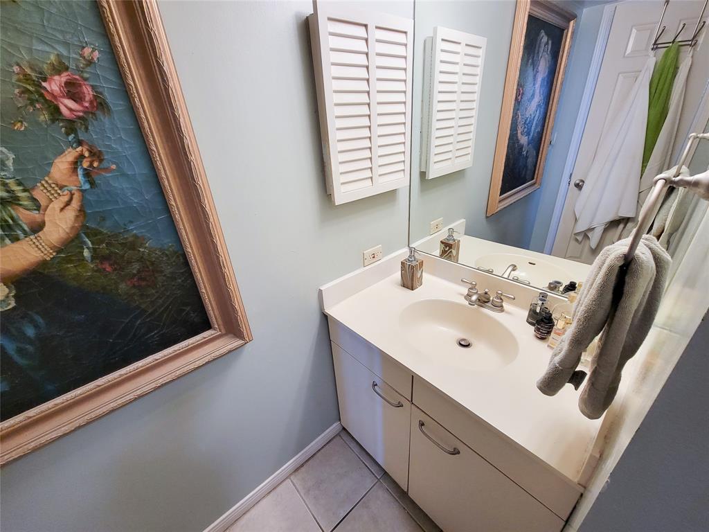 3525 Sage Road #811, Houston, Texas image 14