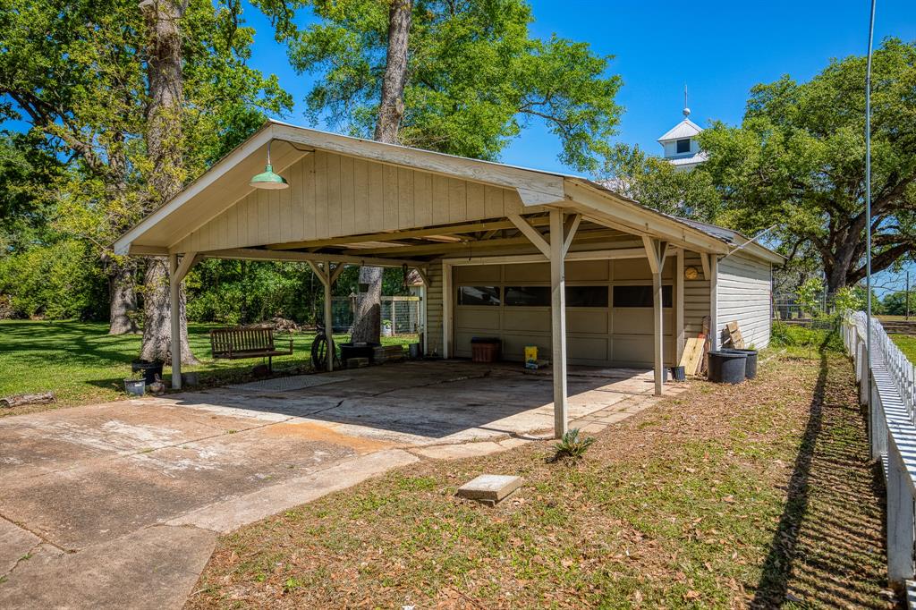 235 Hickory Street, New Ulm, Texas image 41