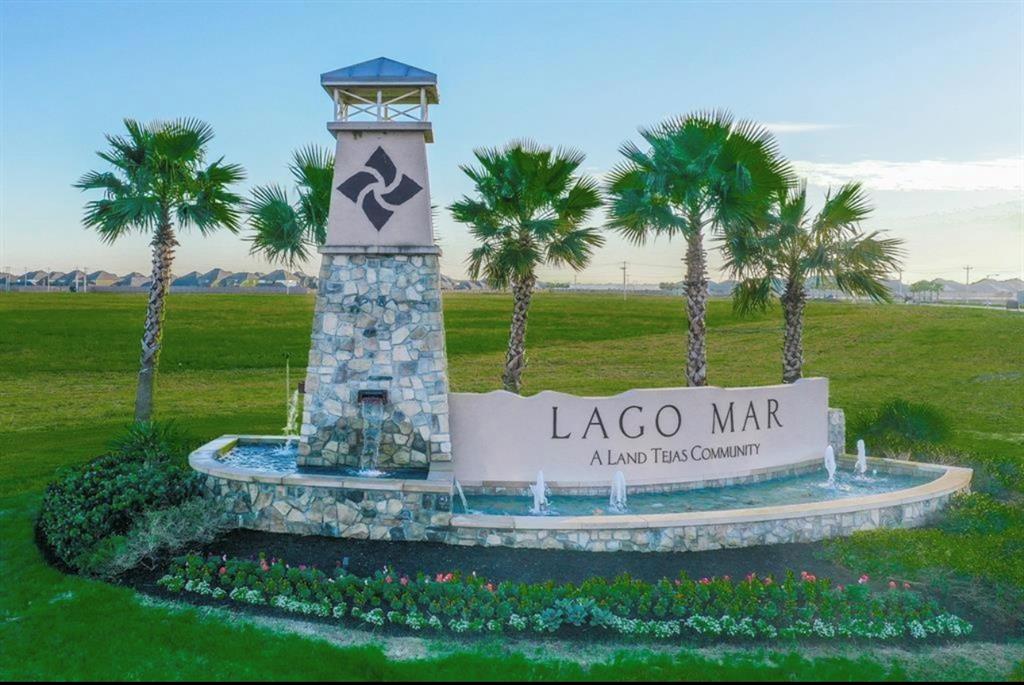 2225 Sereno Shores Drive, Texas City, Texas image 22