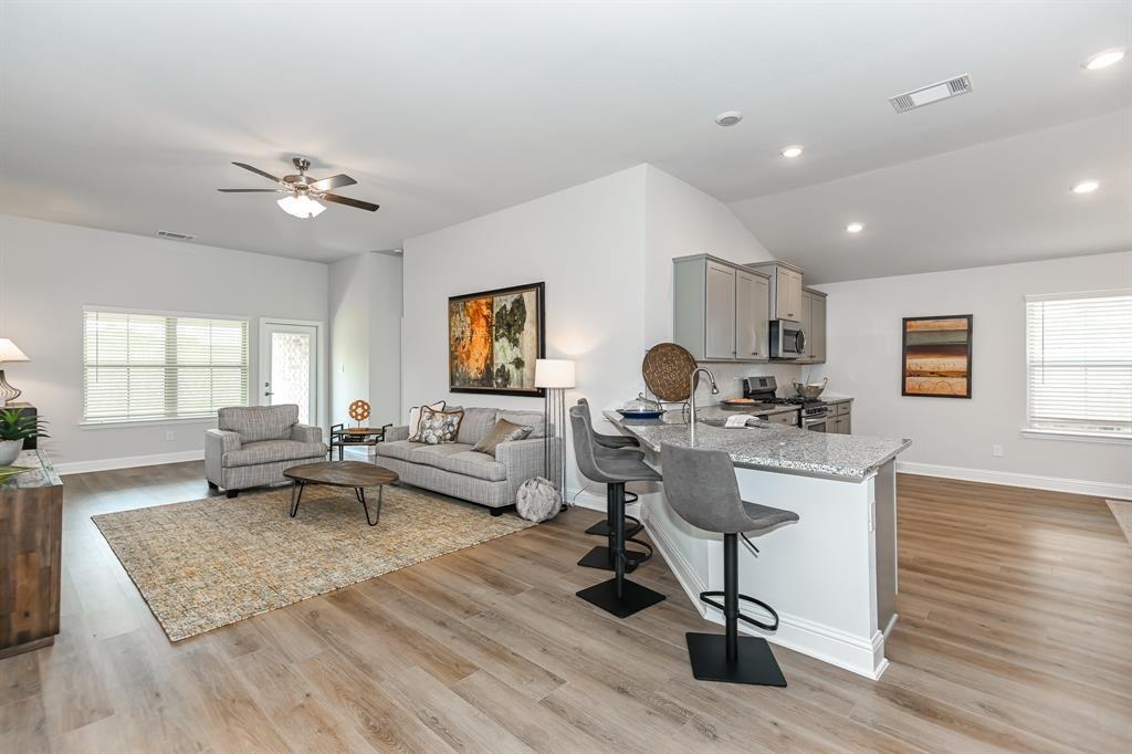 2225 Sereno Shores Drive, Texas City, Texas image 10