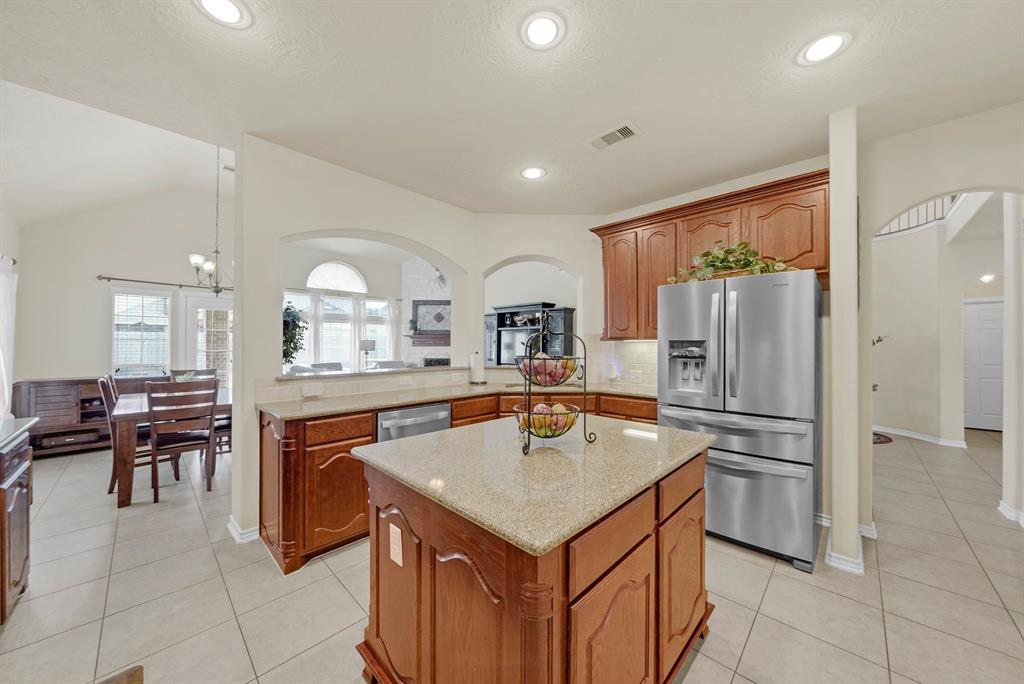 2101 Woodland Court, Pearland, Texas image 10