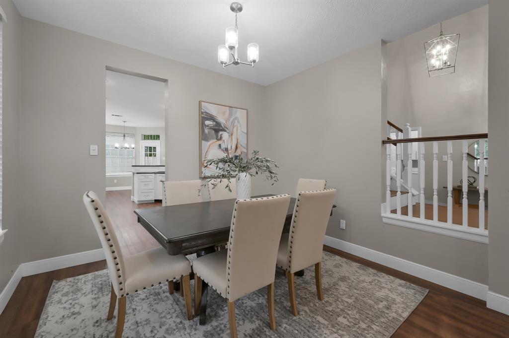 23 Greentwig Place, The Woodlands, Texas image 6