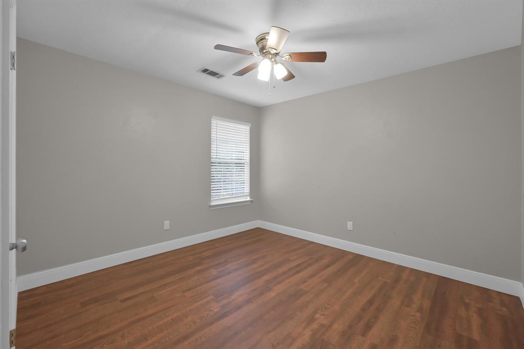 23 Greentwig Place, The Woodlands, Texas image 30