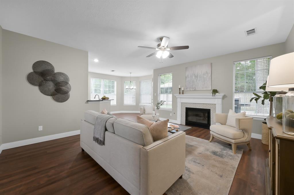 23 Greentwig Place, The Woodlands, Texas image 14
