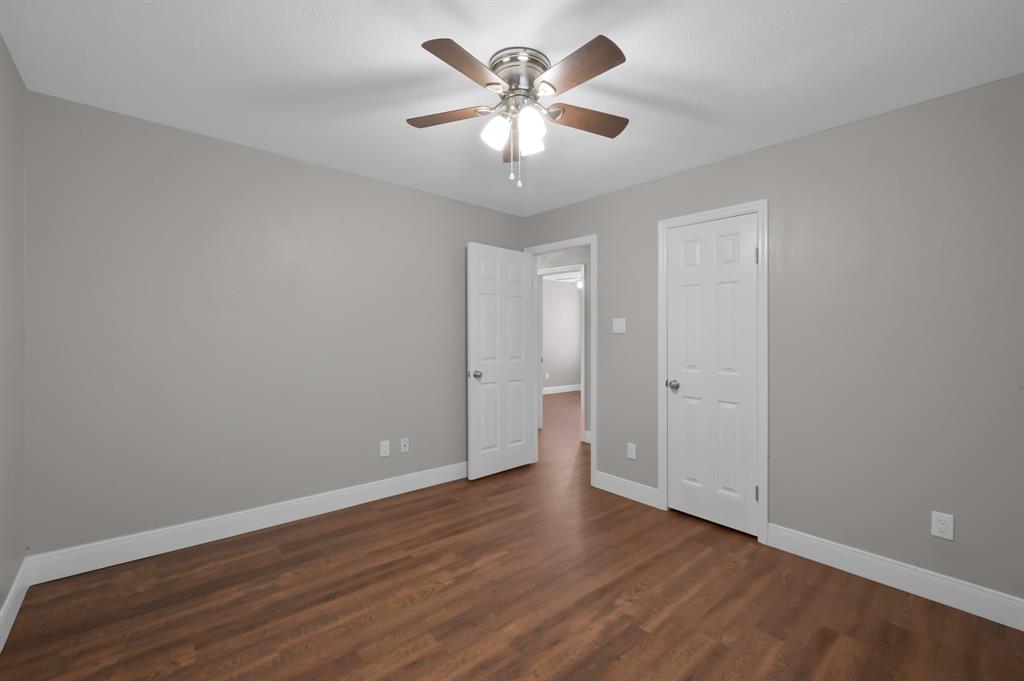 23 Greentwig Place, The Woodlands, Texas image 31