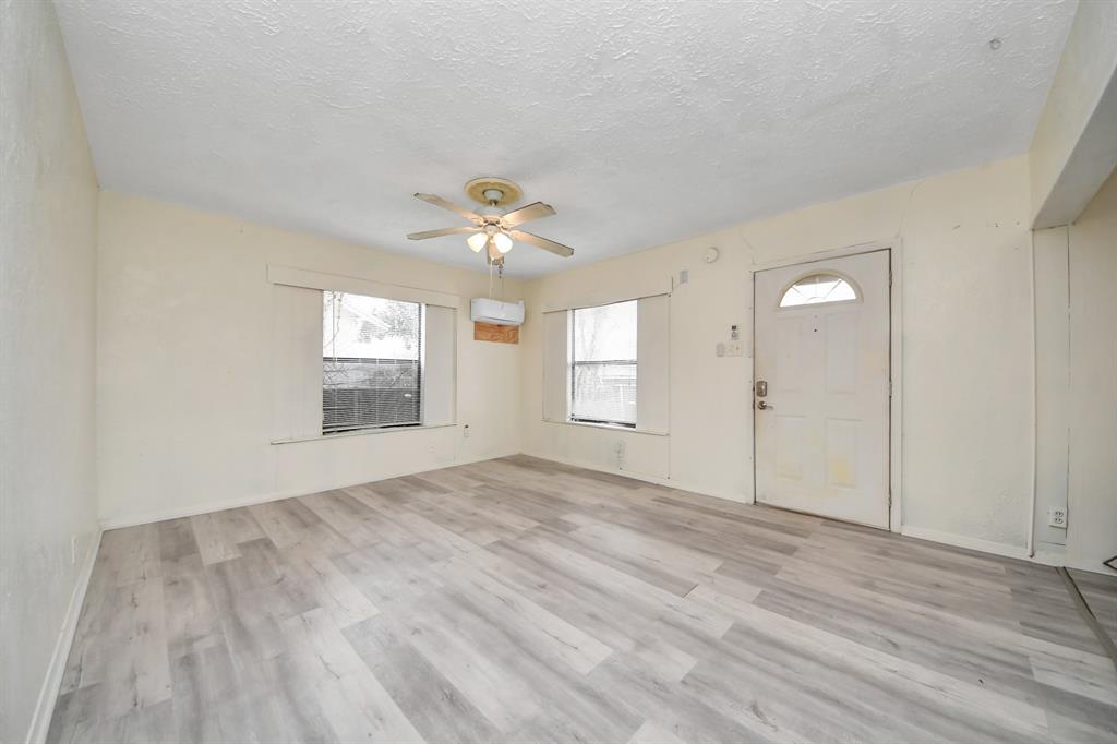 1912 Maryland Street, Baytown, Texas image 13