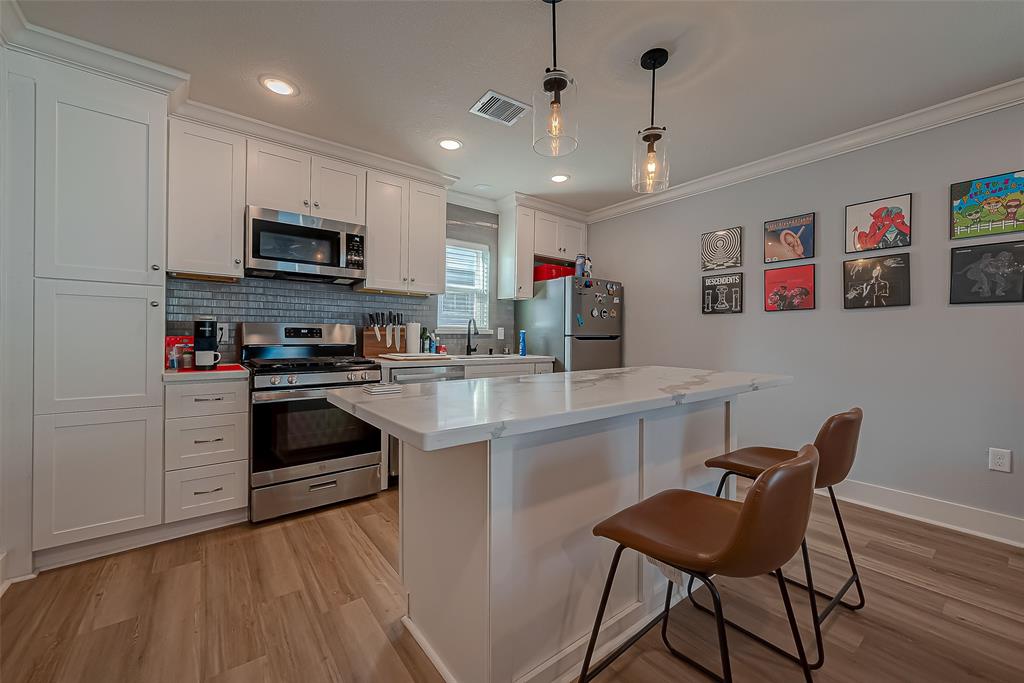 1110 Avenue K, Galveston, Texas image 38