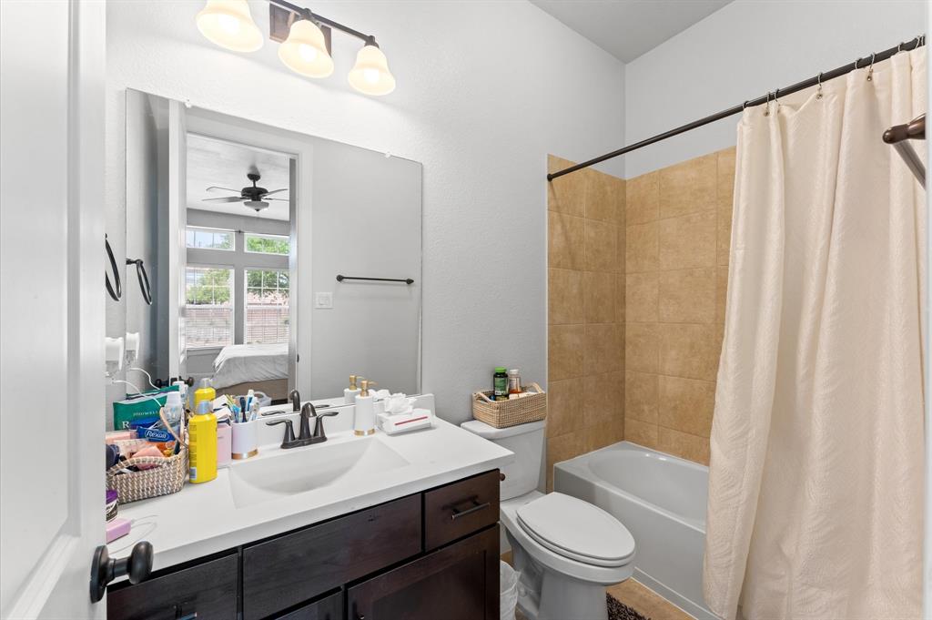 10110 Da Vinci Court, Iowa Colony, Texas image 16
