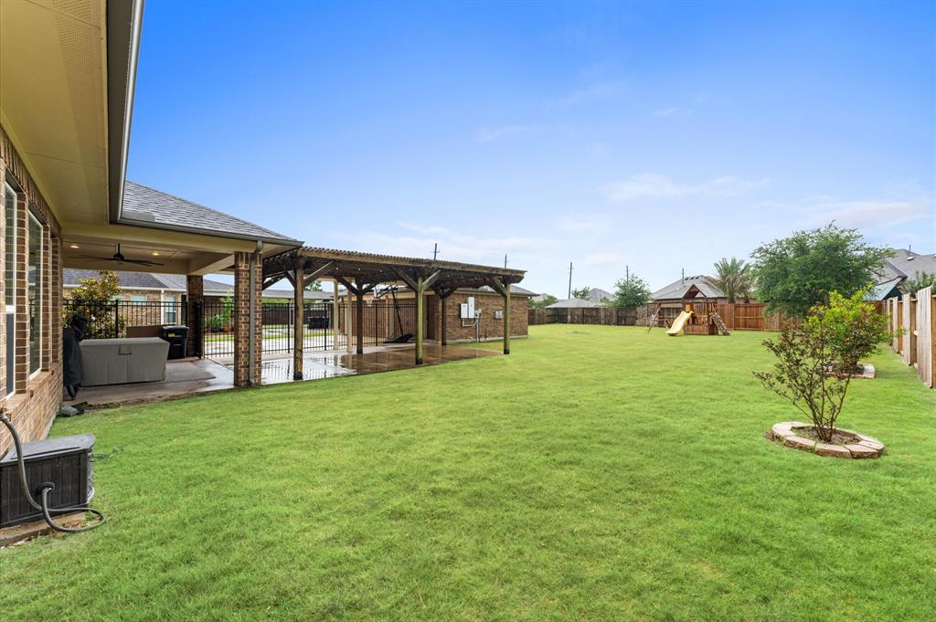 10110 Da Vinci Court, Iowa Colony, Texas image 28
