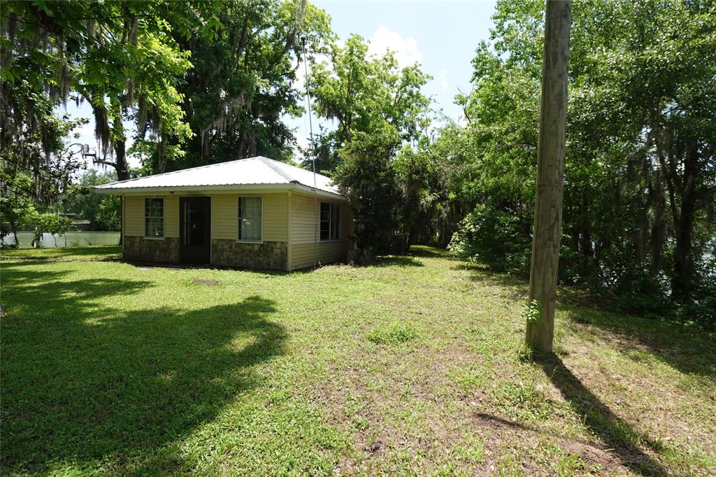 215 Weldon, Livingston, Texas image 7
