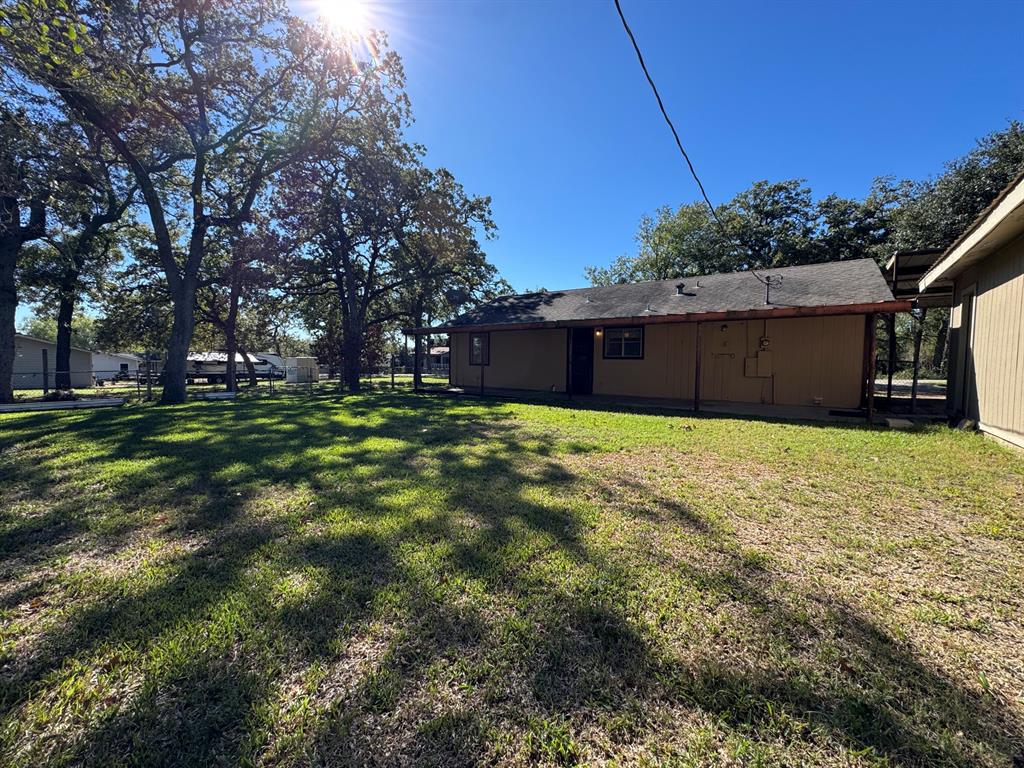 11202 Lakeview Road, Brenham, Texas image 9