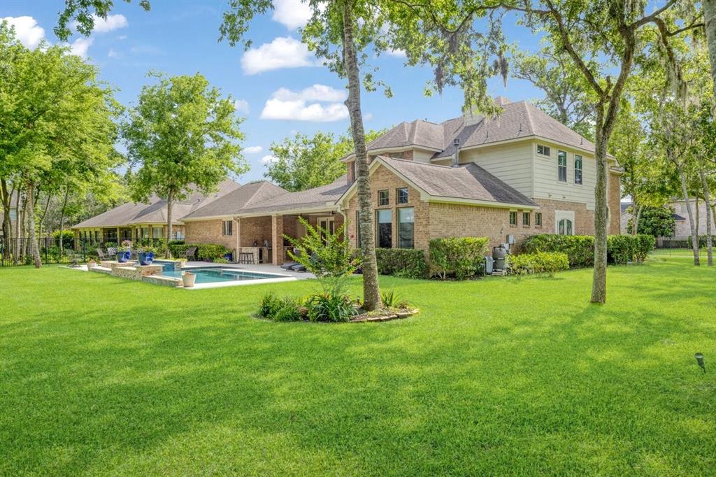 12 Ten Acre Walk, Missouri City, Texas image 38