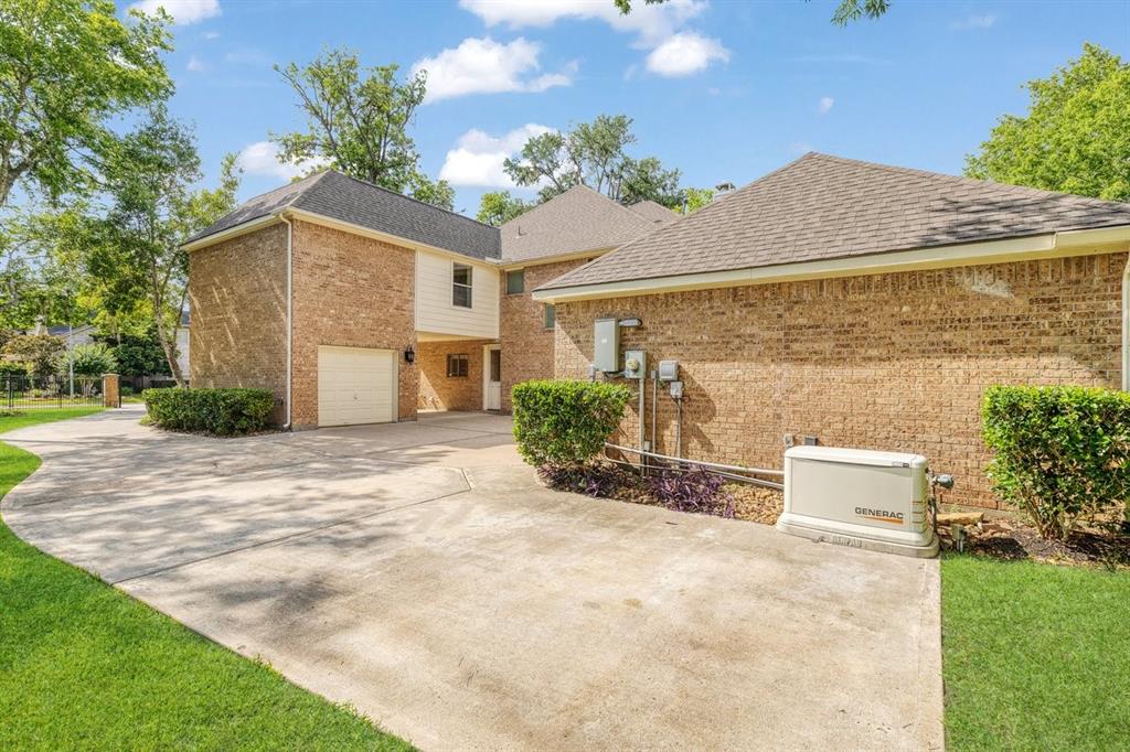 12 Ten Acre Walk, Missouri City, Texas image 39