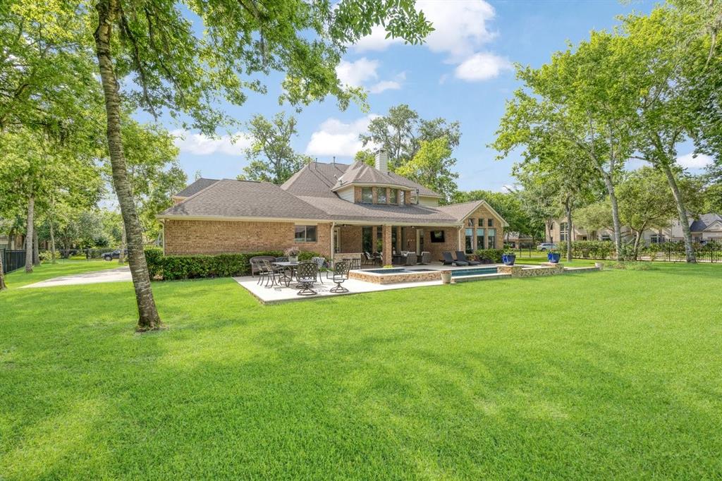 12 Ten Acre Walk, Missouri City, Texas image 37