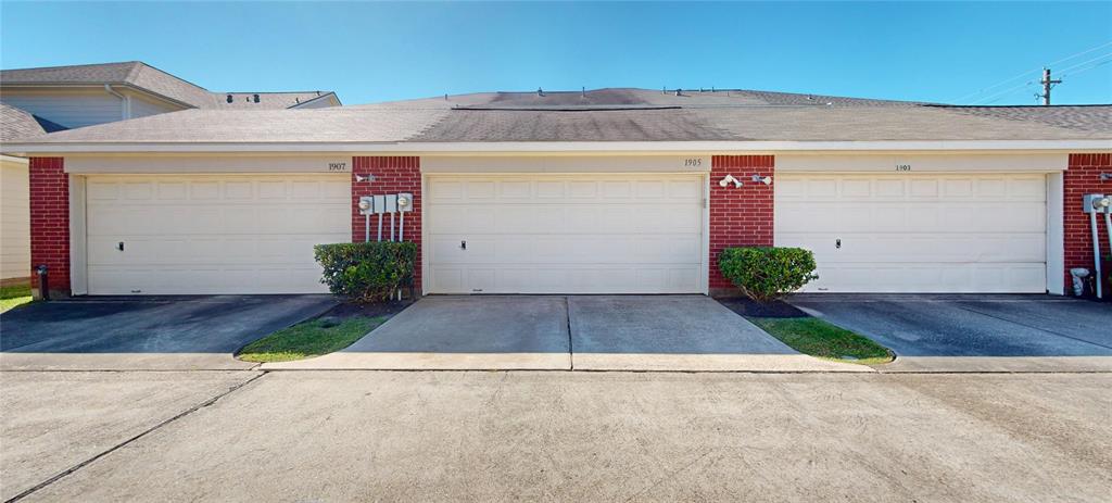 1905 Kemah Village Drive, Kemah, Texas image 24