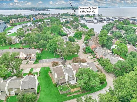 12211 Glenview Drive Montgomery TX 77356