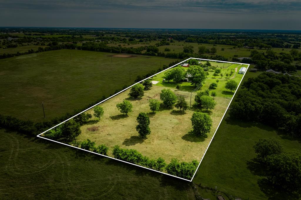 6900 Schroeder Road, Brenham, Texas image 2