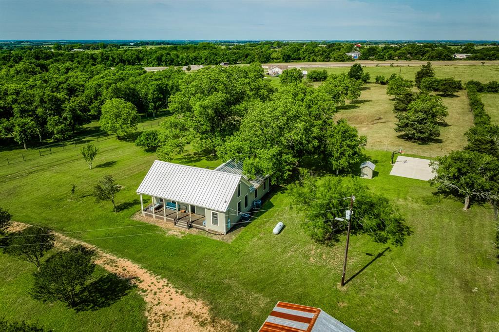 6900 Schroeder Road, Brenham, Texas image 4