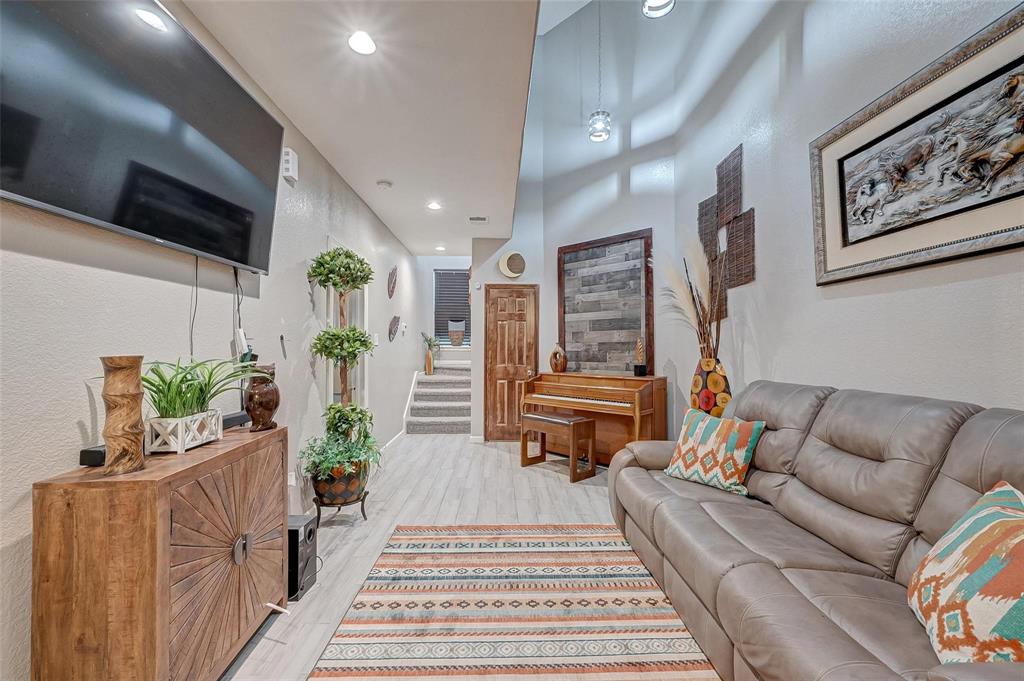 124 Capetown, Conroe, Texas image 6