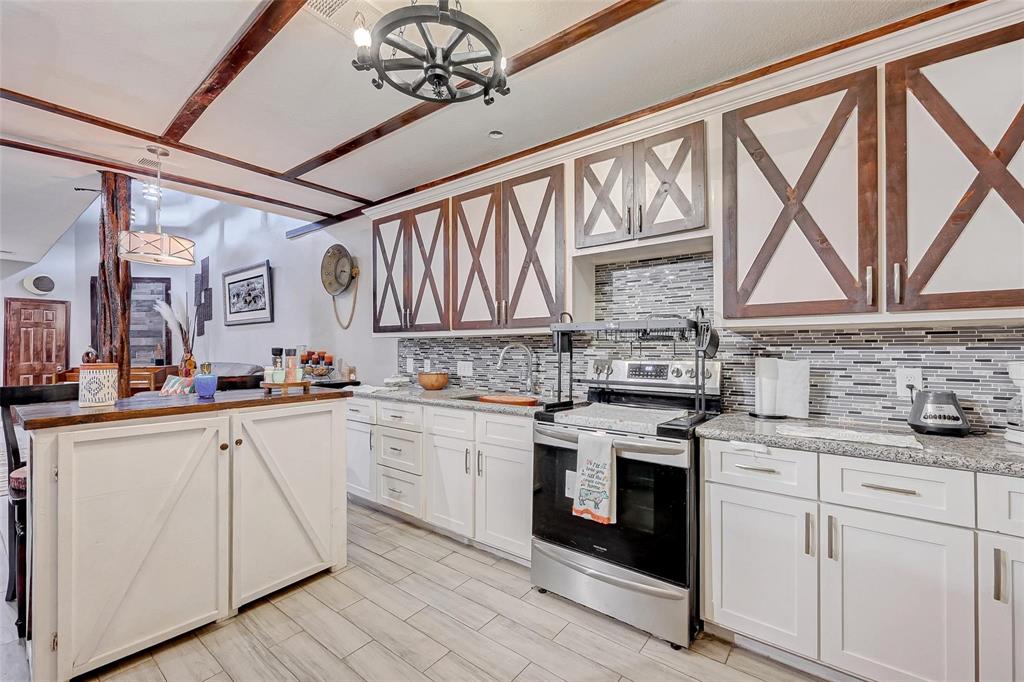 124 Capetown, Conroe, Texas image 13