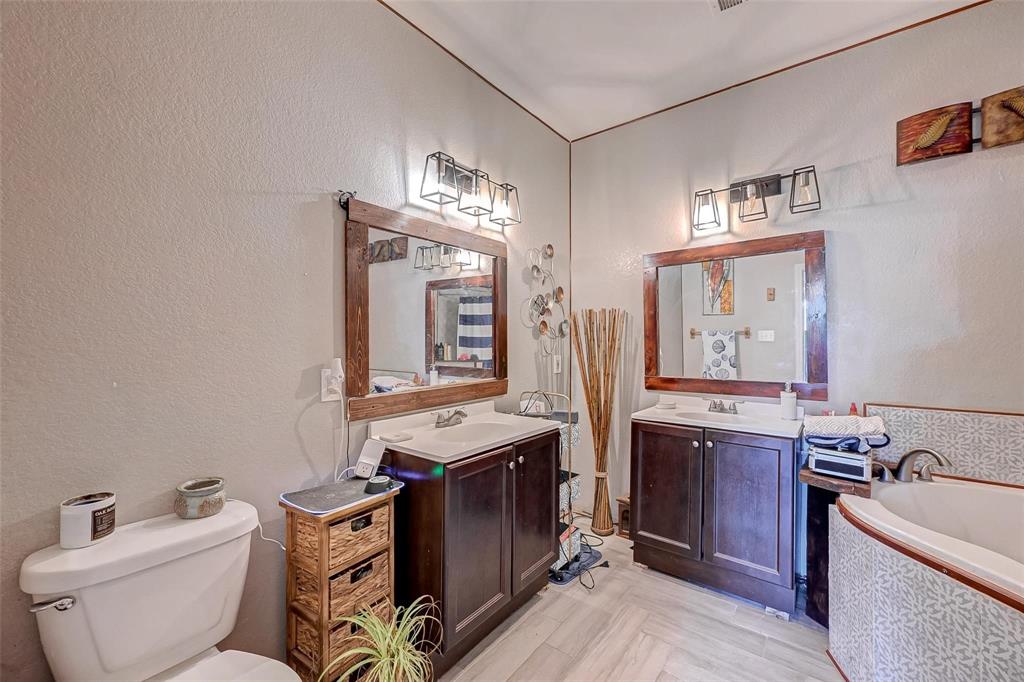 124 Capetown, Conroe, Texas image 20