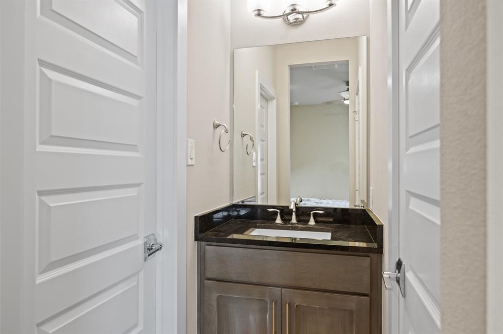 27927 Indigo Ridge Drive, Fulshear, Texas image 33