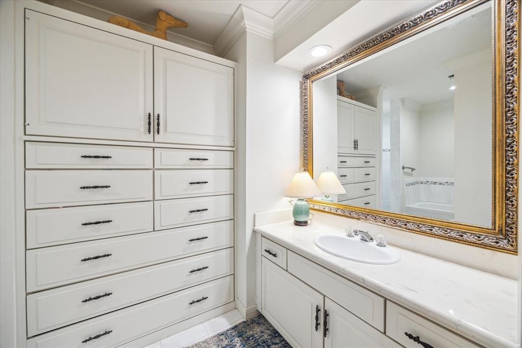7603 Olympia Drive, Houston, Texas image 24