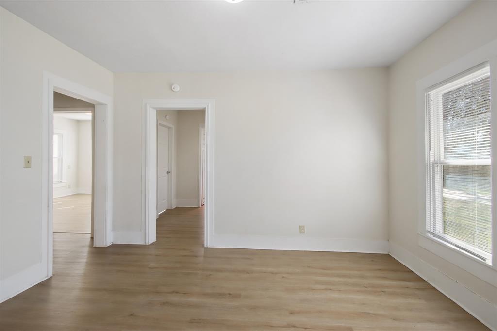 502 E Abbey Street, Livingston, Texas image 11
