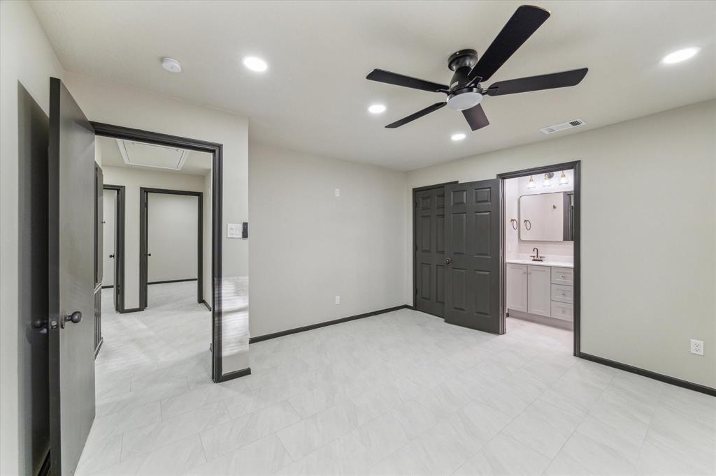 412 Lyndale Drive, Highlands, Texas image 21
