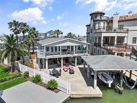 A home in Tiki Island