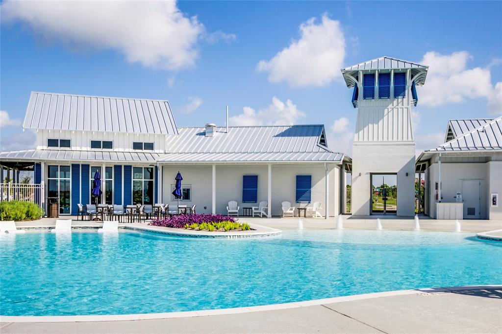 4902 Caspian Wave Drive, League City, Texas image 14