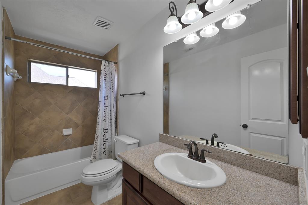 123 E Canyon Wren Circle, The Woodlands, Texas image 22